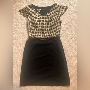 Business professional dress with gingham pattern and belt accent (10)